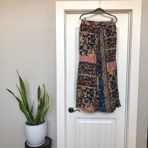 patterned pants